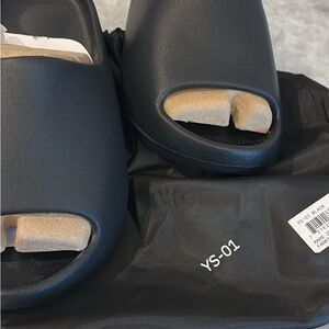 Yeezy Black Slides